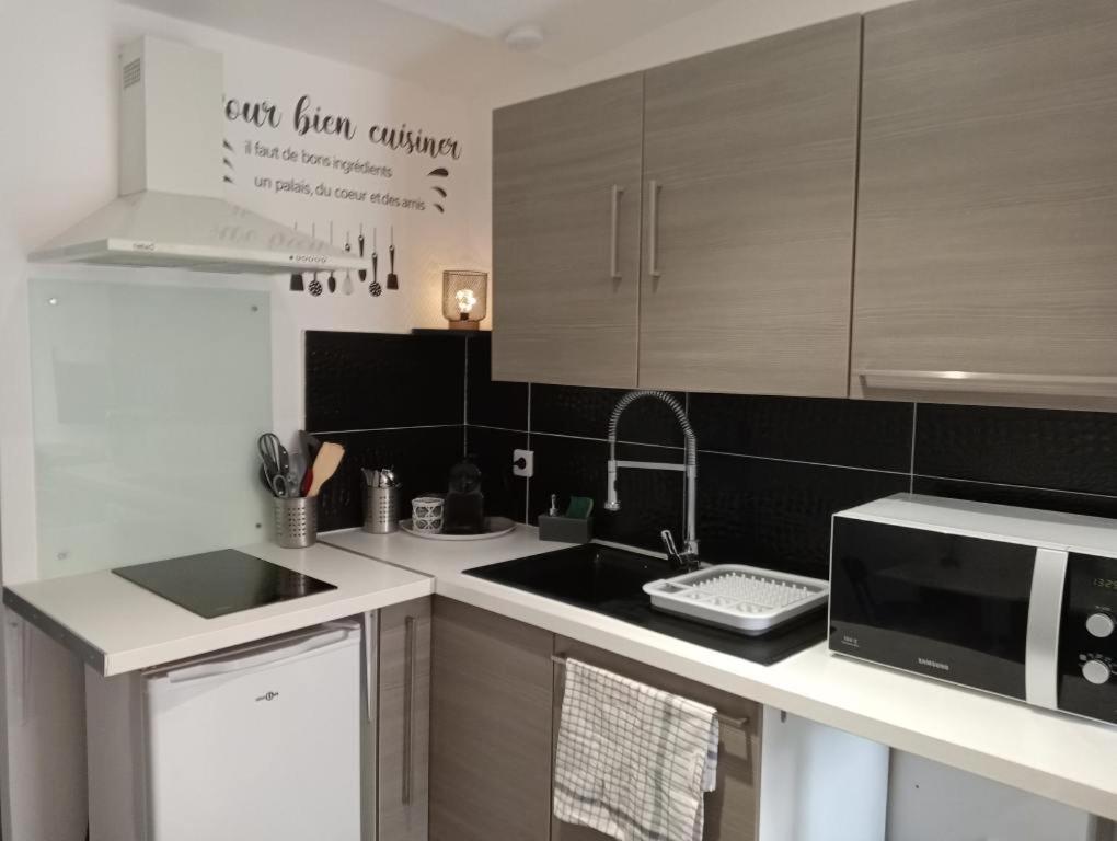 Studio Cosy Avec Jardin Proche Centre Et Plage มงต์เปอลิเยร์ ภายนอก รูปภาพ